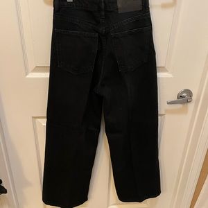 Zara high rise black jean size 2